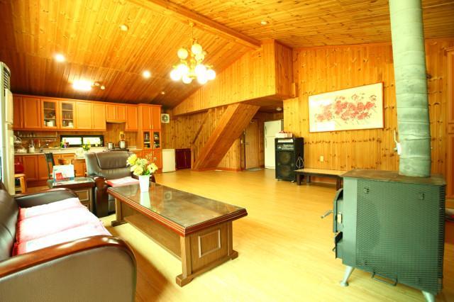 Bluesky Pension โพชอน ภายนอก รูปภาพ